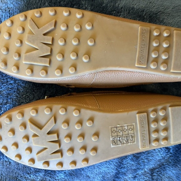 Michael Kors Womens Loafer Flats Brown Leather Bow Round Toe Slip On 7M - Picture 2 of 2